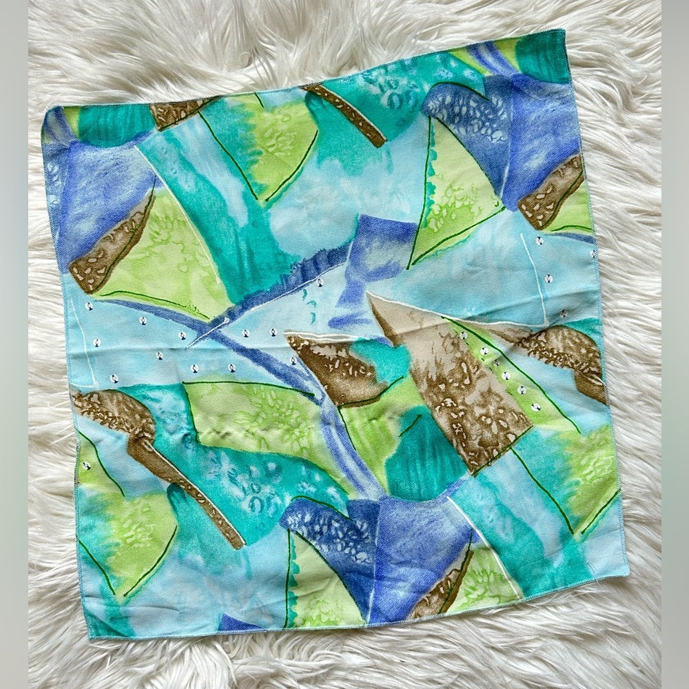 Lightweight patterned square bandana/scarf